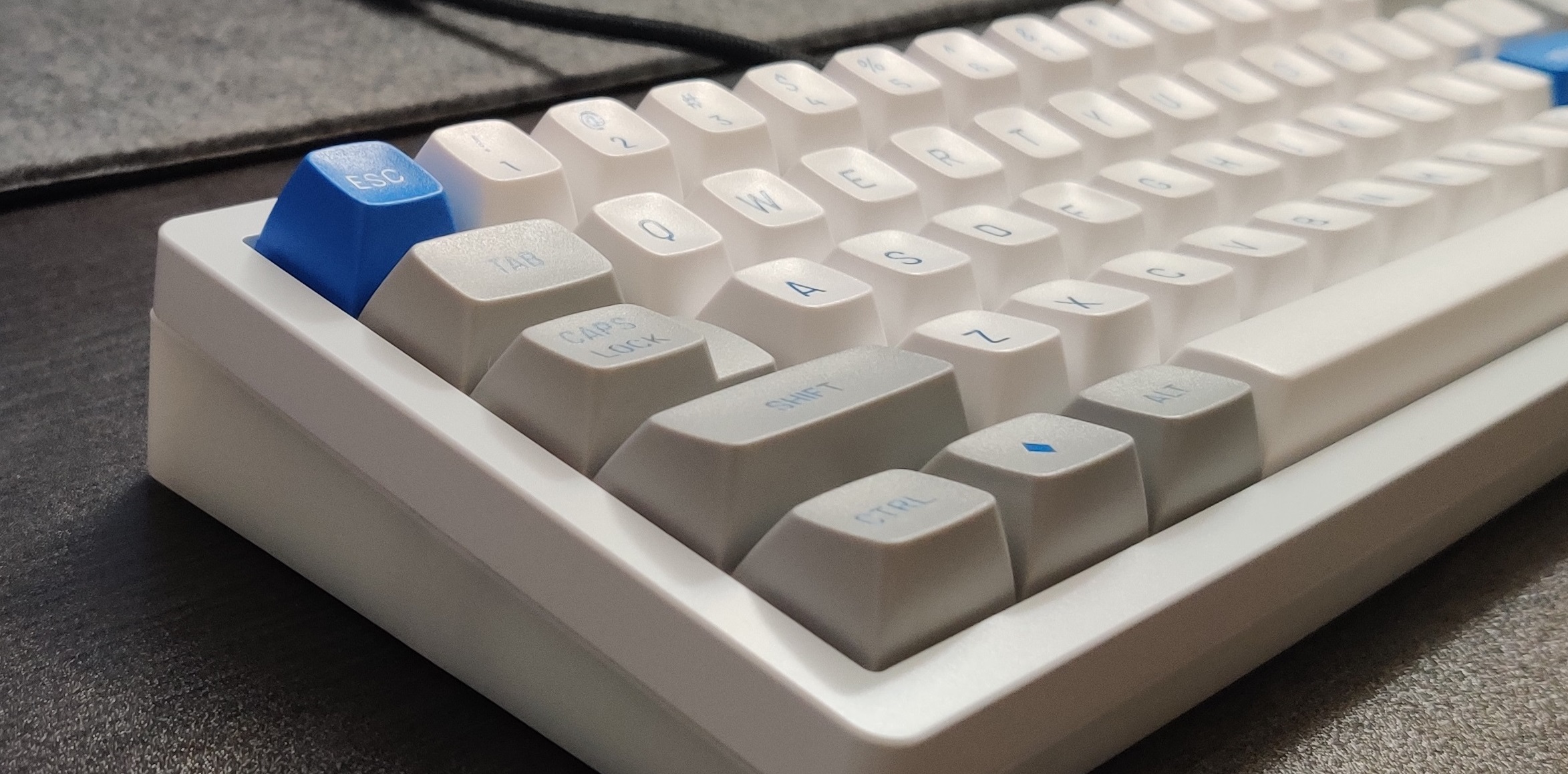 A picture of the Ikki68 Aurora keyboard