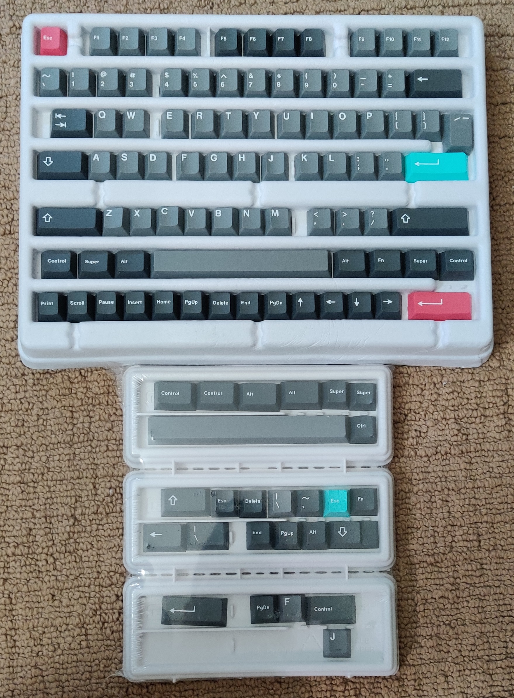 A picture of the GMK Modern Dolch 2 base kit