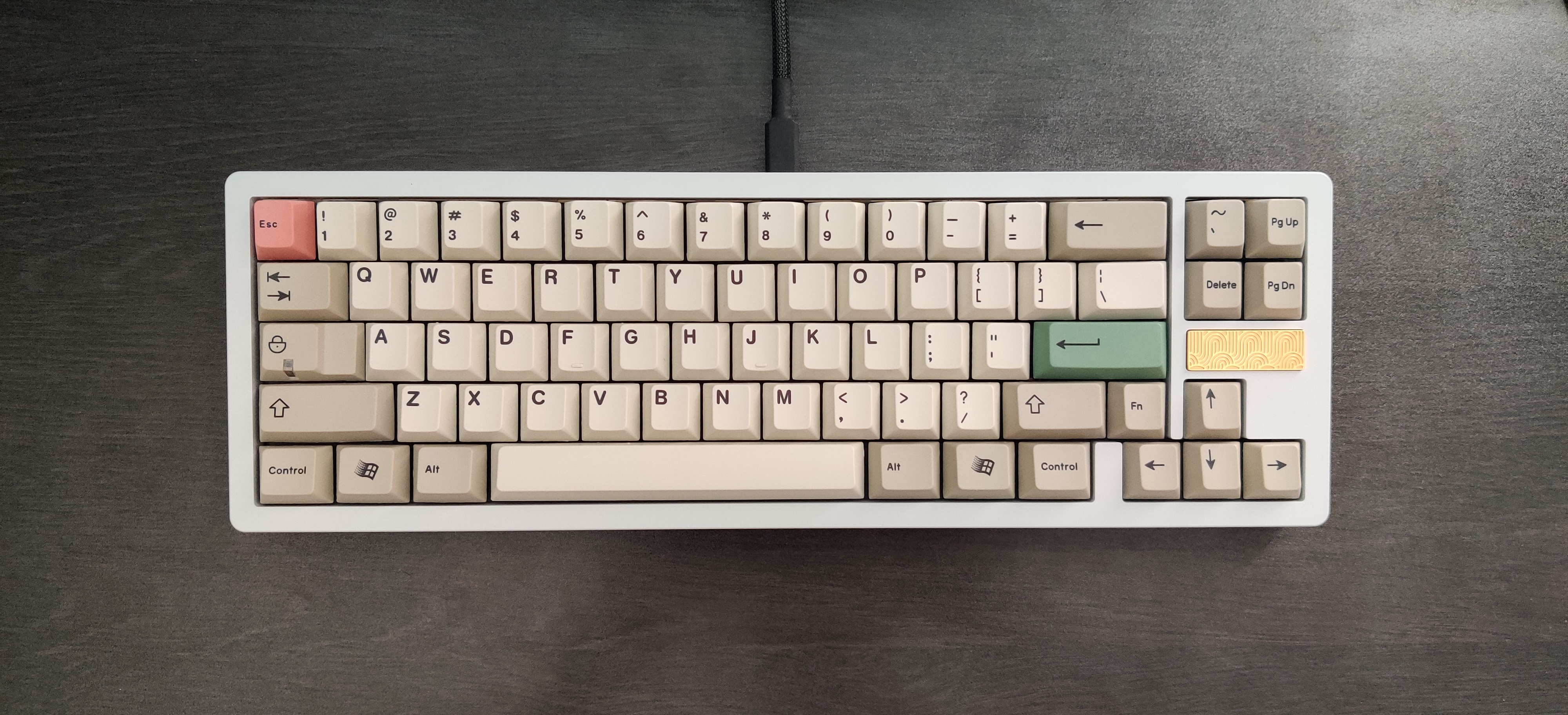 A picture of the Ikki68 Aurora keyboard